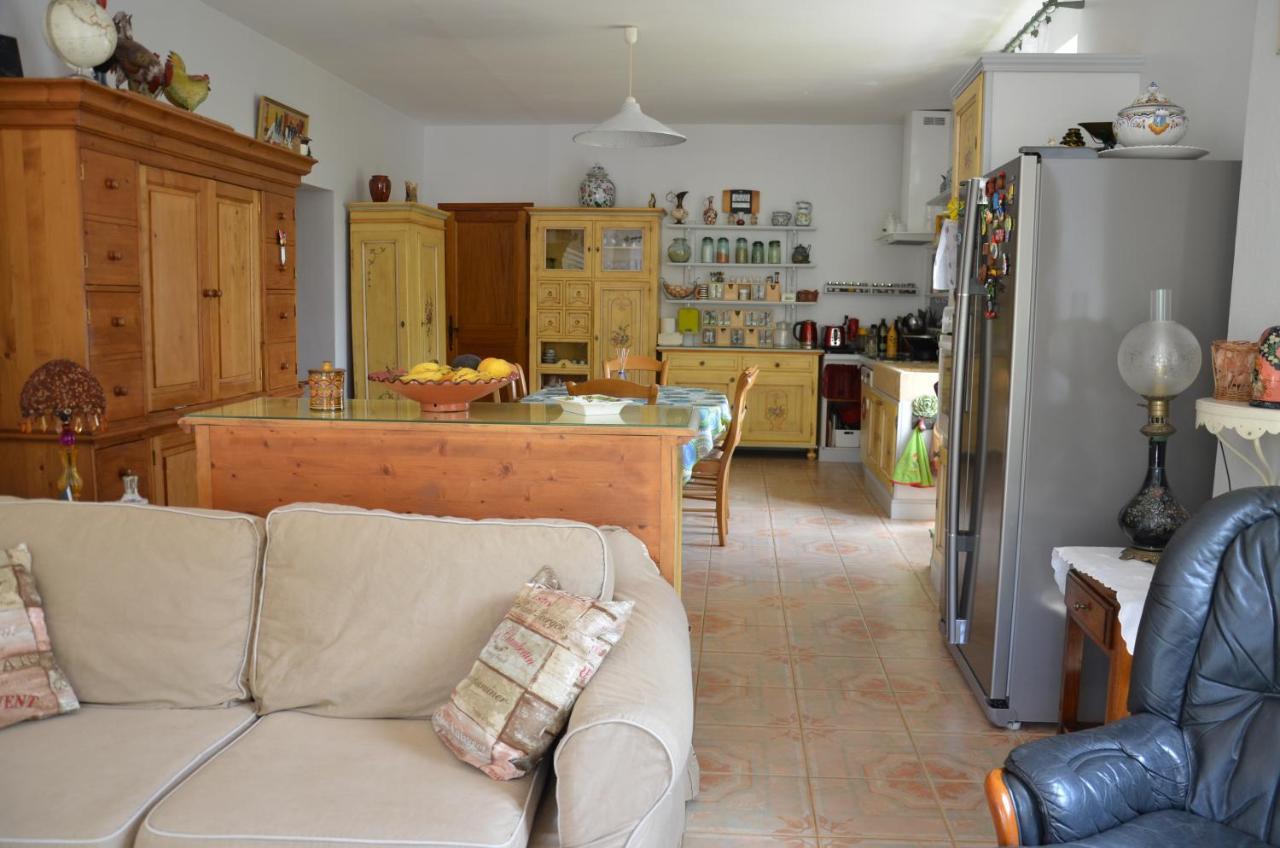 La Gueriniere Bed & Breakfast Cenac-et-Saint-Julien Bagian luar foto