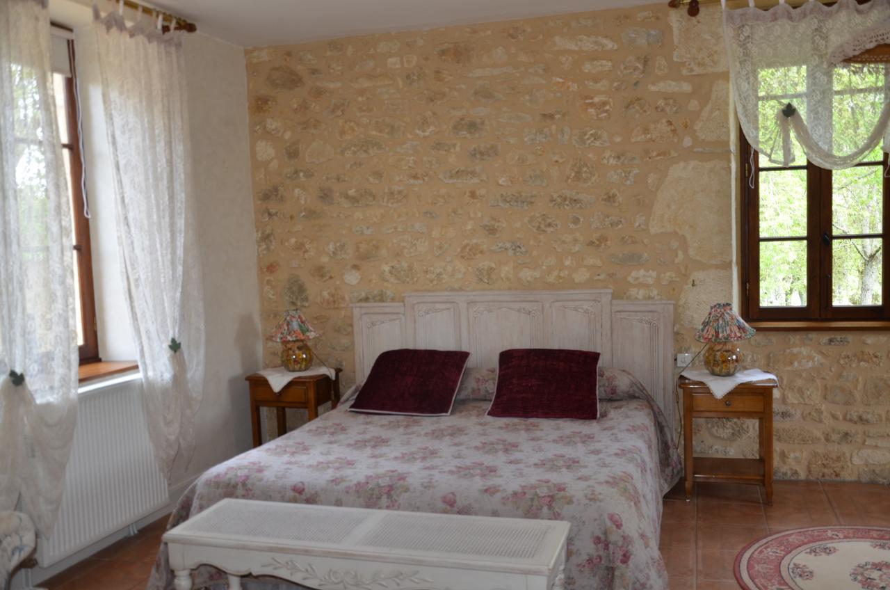 La Gueriniere Bed & Breakfast Cenac-et-Saint-Julien Bagian luar foto